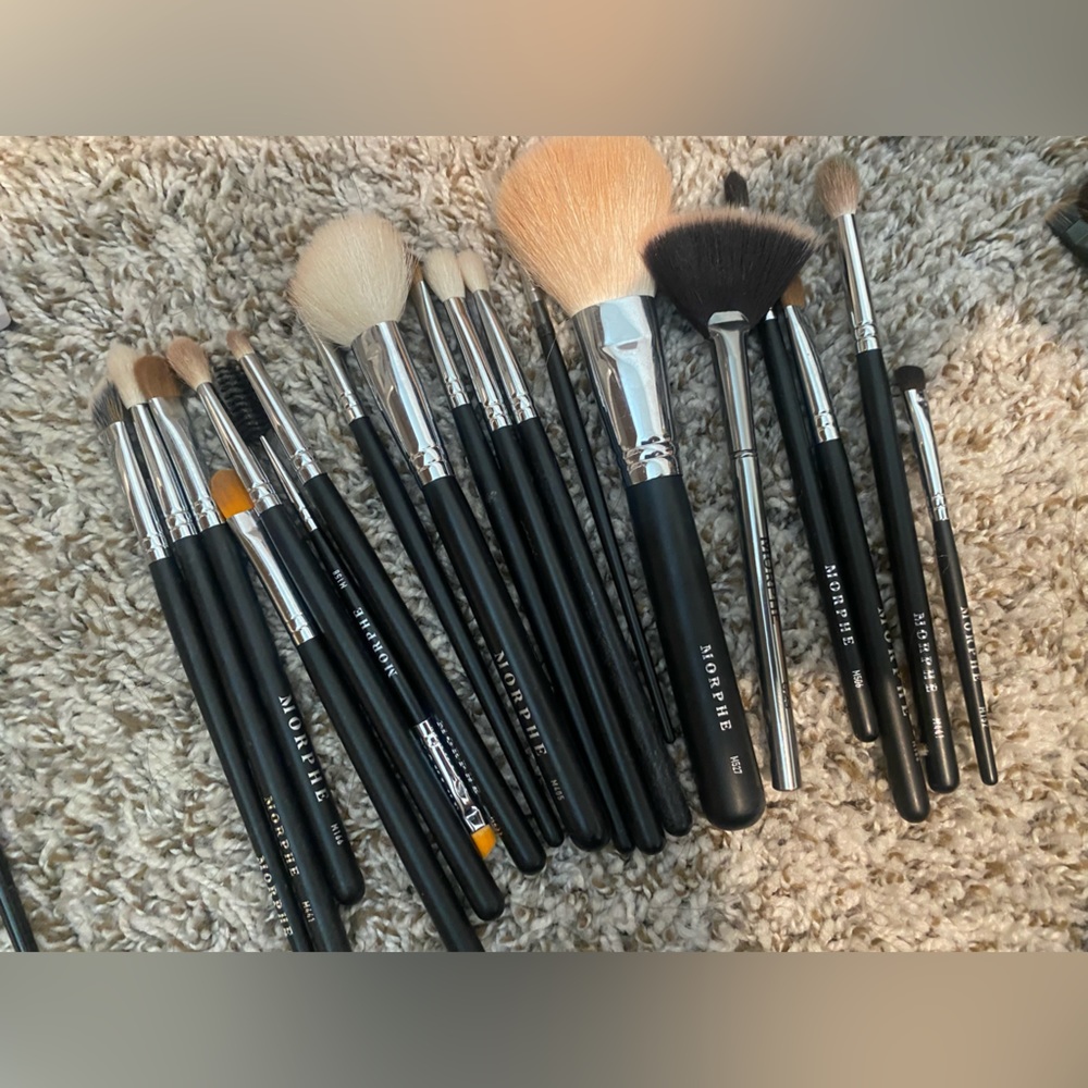 Morphe makeup brushes!